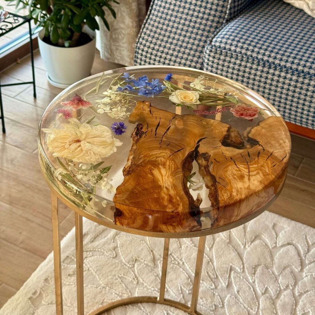 Маса от епоксидна смола "Цветна симфония" 3