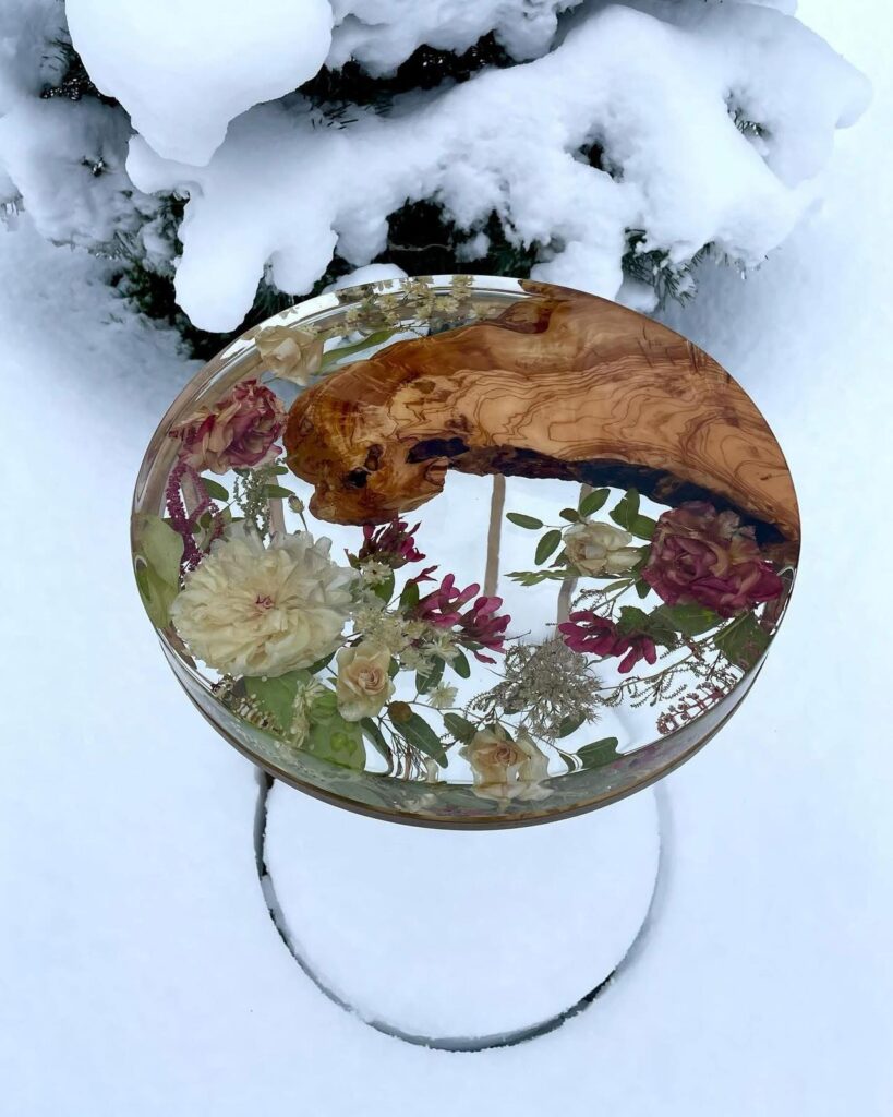 Маса от еподсидна смола "Снежна приказка" 2