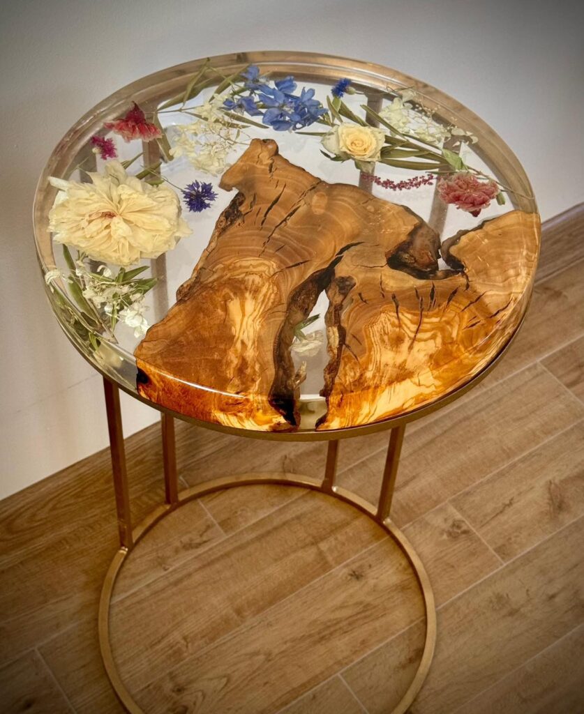 Маса от епоксидна смола "Цветна симфония" 2